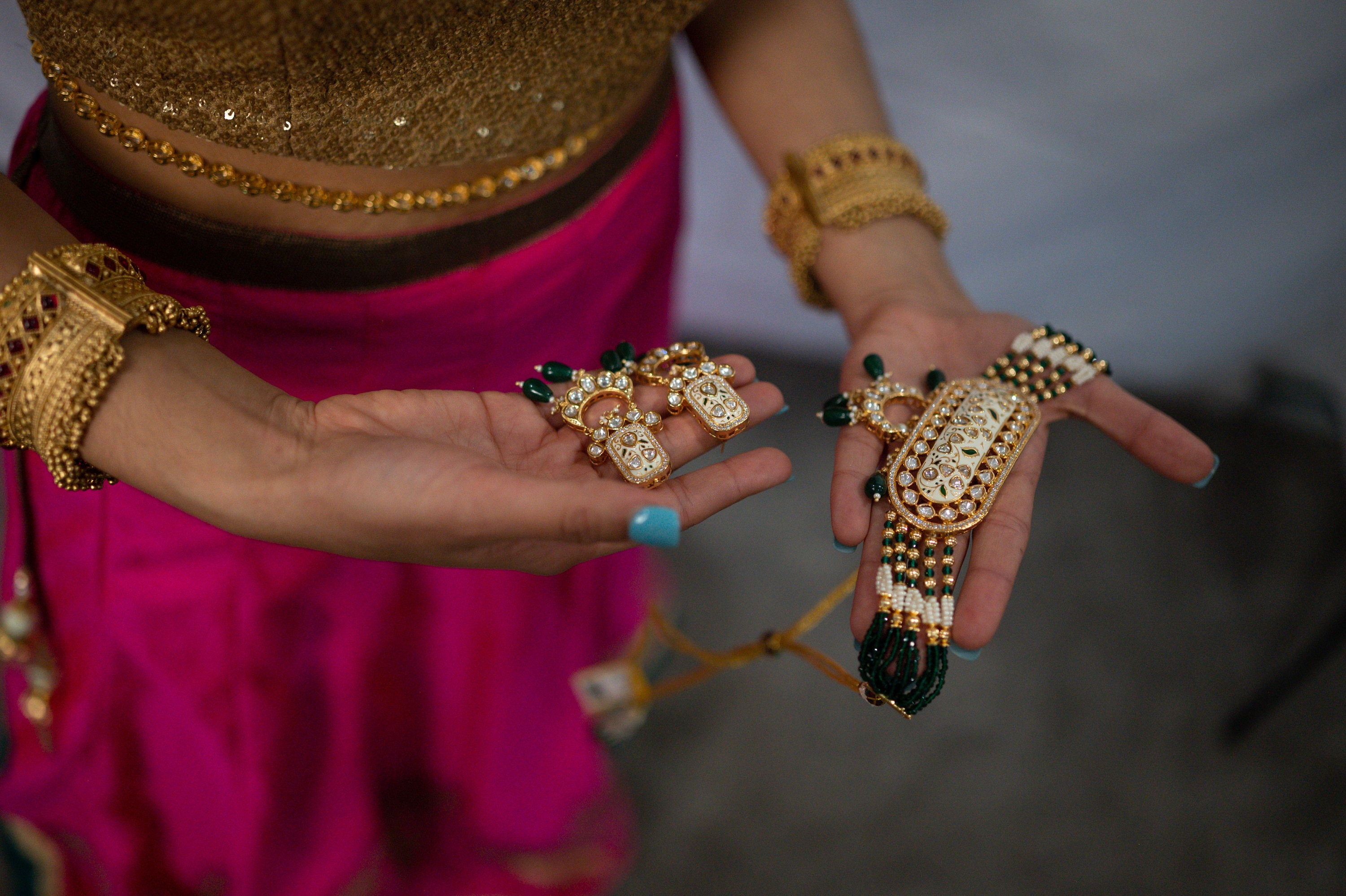 Latest indian jewellery deals