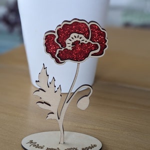 Customizable Wooden Poppy