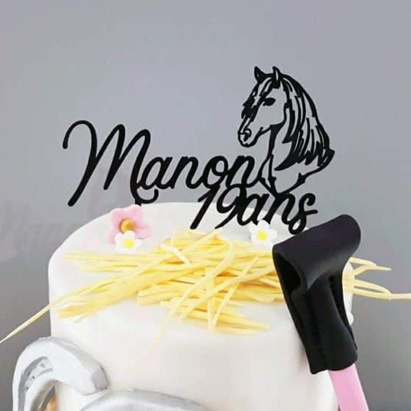 Cake Topper sur le thème du cheval/équestre, personnalisé avec votre prénom et l'âge.