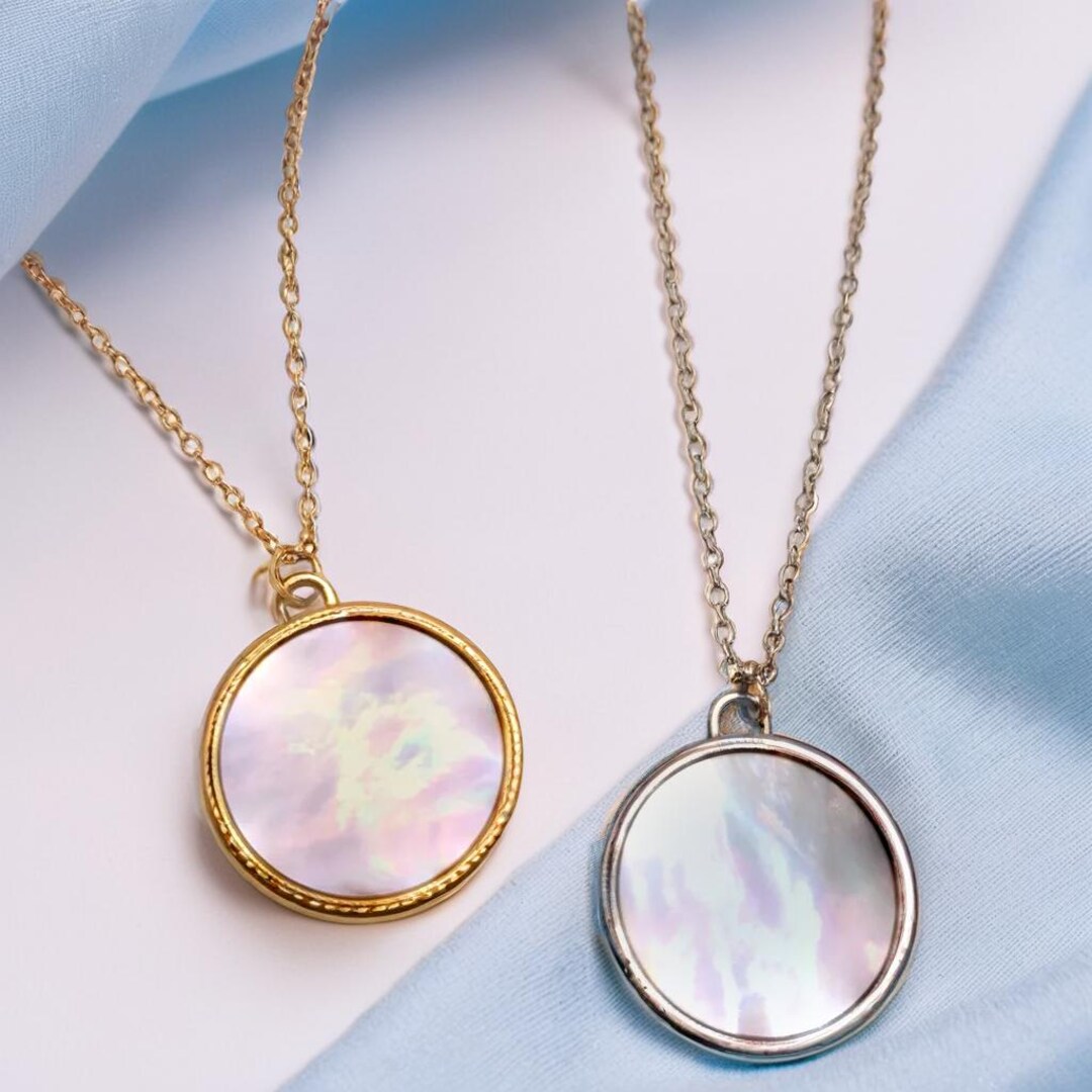 Pear Locket Mother of Pearl Locket Pendant Necklace, Unique Round Pendant for ...