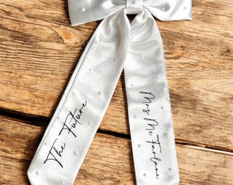 Custom Bride To Be Waterfall Hair Bow: Hen Party Bridal Gift