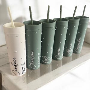 Tumbler sottile personalizzato per la festa nuziale, perle e prosecco, diamanti, futura sposa, damigella d'onore, regali per damigelle d'onore, regalo per la sposa