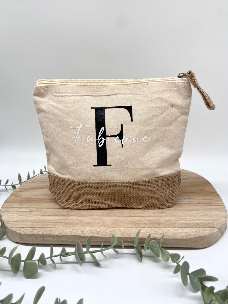 Kosmetiktasche personalisiert Anfangsbuchstabe Name Filz, Geschenkidee, Geburtstagsgeschenk Freundin, Mama, Muttertag Geschenk, Kleinigkeit Bild 2