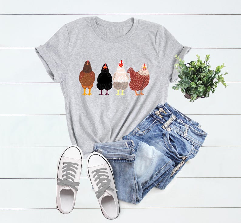 Chicken Mom Shirt: Funny Chicken Lover Tee, Gift Shirt For Farmer Mom Bild 2