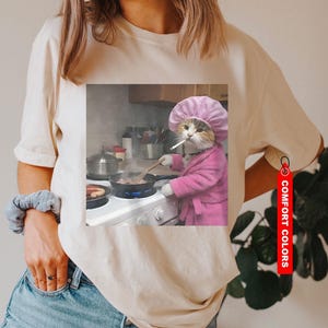 Funny Housewife Cat T-Shirt, Vintage Cat T-Shirt, Gen Z Joke Shirt, Cat Lover Gift, Funny Kitty Shirt, Cool Cat Shirt zdjęcie 7