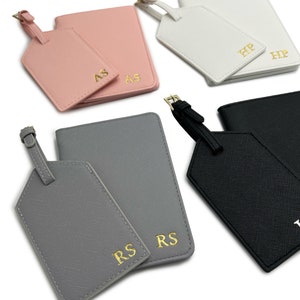 Gepersonaliseerde paspoortreisset, cadeaus bruidsmeisje, huwelijksreiscadeau, cadeaus voor haar, eerste paspoorthouder en bagagelabel, gepersonaliseerde geschenken