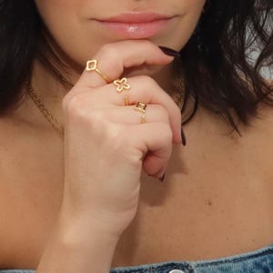 Anillo de cruz de oro, anillo abierto con margaritas delicadas, anillo de cruz cuadrada, anillo ajustable, anillo de oro