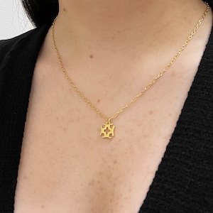Sun Gold Necklace, Dainty Sun Necklace, Delicate Daisy Necklace, Solar Celestial Star Sun Necklace, sun burst necklace, Sun Pendant Necklace
