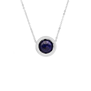 Collar colgante de lapislázuli de plata, colgante de círculo de lapislázuli pequeño, collar Fidget, collar giratorio, colgante de piedra natural redondeada