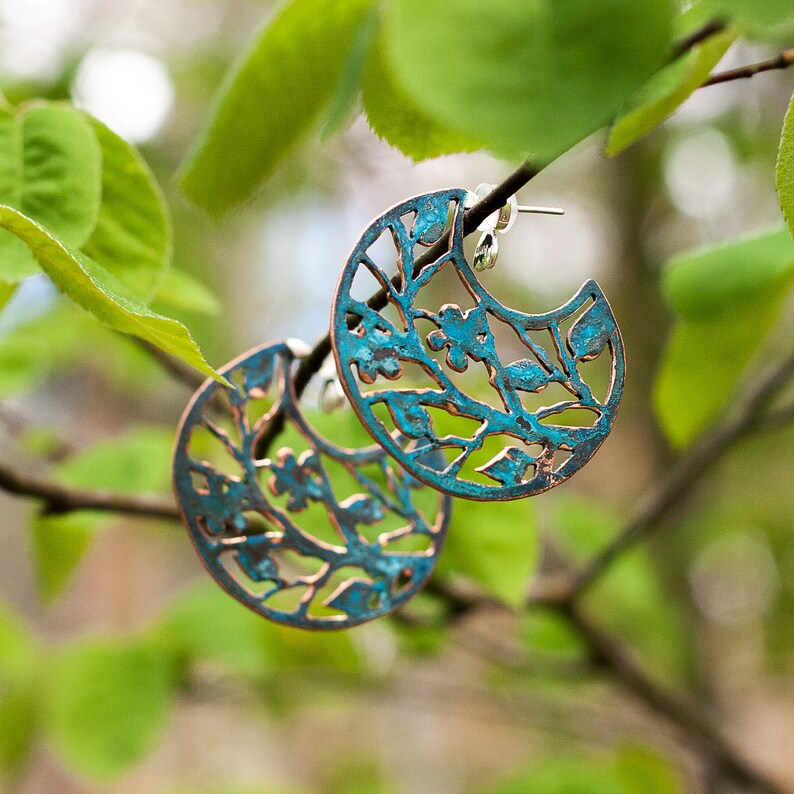 Aesthetic dark blue filigree sakura earrings. Metal lace cherry blossom tree hoops. Unique colorful oxidized copper forest earrings. image 7
