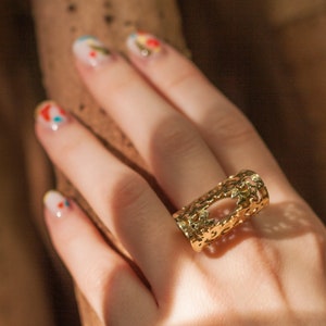 Chunky lace filigree ring, statement textured gold ring. Large hand forged boho ring, aesthetic bold indie jewelry. Unique big cocktail ring image 6