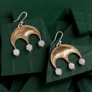 Gemstone arch earrings, medieval byzantine brass jewelry. Agate, chalcedony, jasper earrings. Long dangle matte gold renaissance earrings. image 6