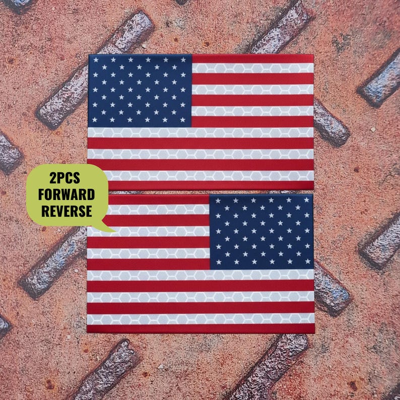 K&ouml;nnte beinhalten: Ein Set aus drei Keramikbechern mit gesprenkelter, matter Oberfl&auml;che. Die Becher sind in den Farbt&ouml;nen Creme, Hellgrau und Dunkelgrau gehalten. Jeder Becher hat ein schlichtes, minimalistisches Design und einen abgerundeten Henkel.