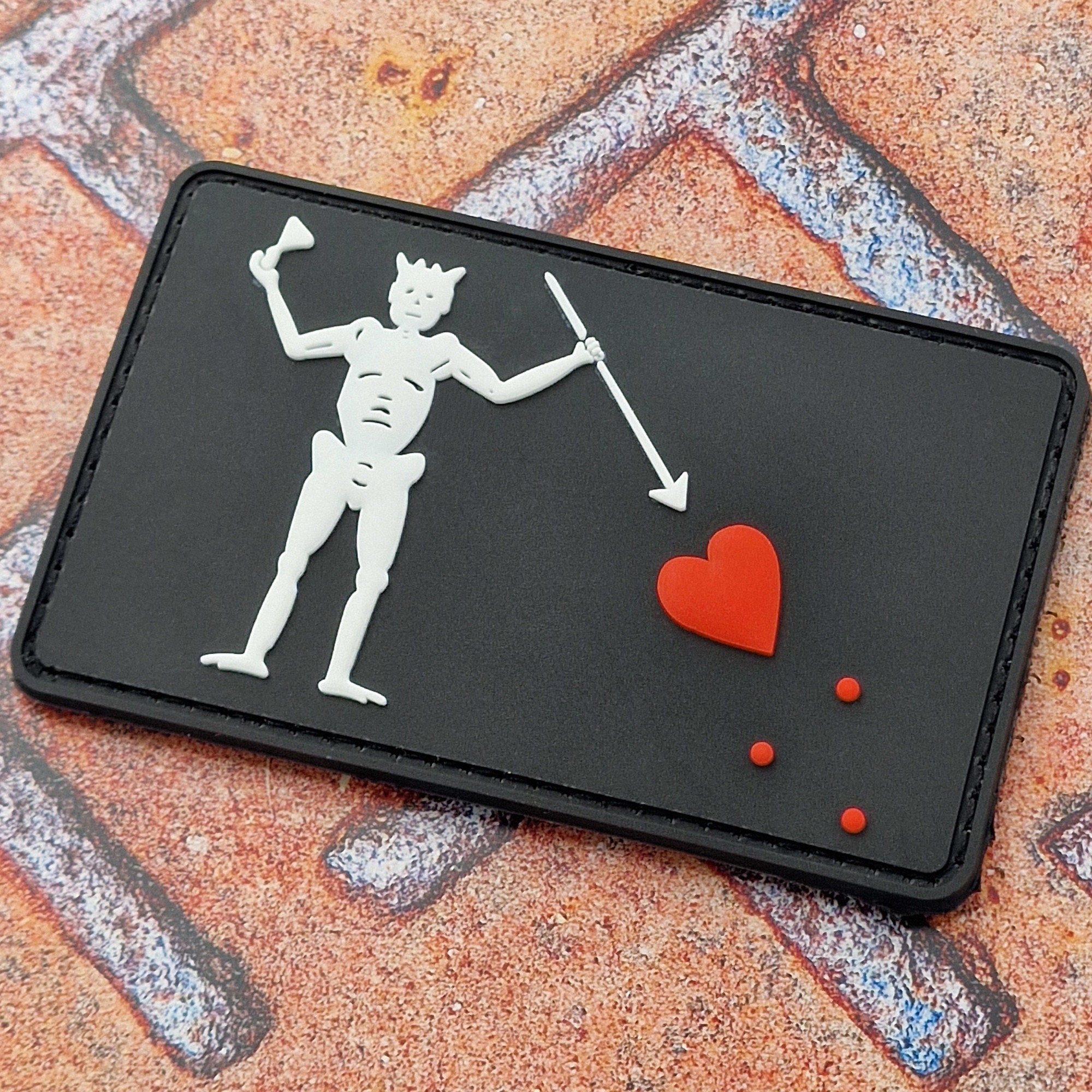 Morale in PVC e toppa tattica Bandiera pirata, teschio, gancio e anello