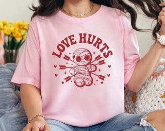 Love Hurts Shirt, Voodoo Doll Shirt, Anti Love Shirt, Voodoo Doll Valentine Shirt, Anti Valentine Shirt, Cute Voodoo Doll Tee, Broken Hearts