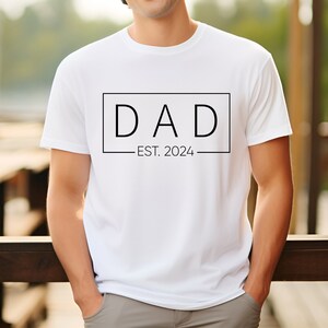 Dad Est. Custom Shirt, Fathers Day Gift, Baby Announcement Shirt for Dad, Gift For Dad, Baby Announcement Gift, New Dad Tee, New Daddy Gift