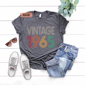 60th Birthday Shirt: Retro 1965 Vintage Gift