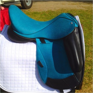 Blue Leather English Dressage Saddle: 17 Inch Cow Leather