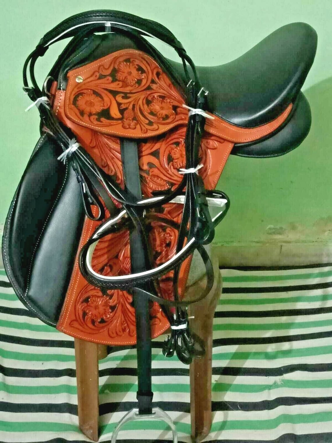 Horse English Dressage saddle with cow super softy leather 14-19
