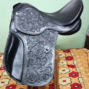 Black Leather English Dressage Saddle: Cowhide Softie Seat, 17 Inch