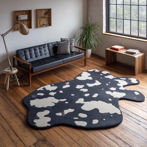 Irregular Black and White Abstract Rug – Modern Handtufted Cowhide Style Area Rug, Contemporary Living Room & Bedroom Floor Decor