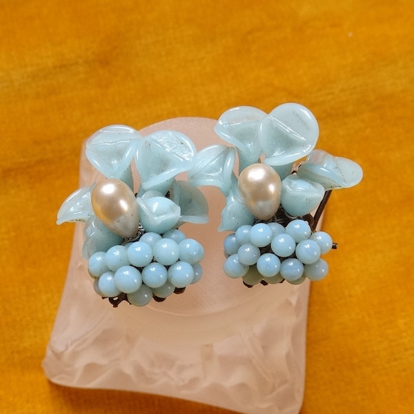 Louis Rousselet style glass earrings/Vintage French pale blue pate de verre clip-ons/Lampwork floral earrings/Glass clip earrings/Hand wired