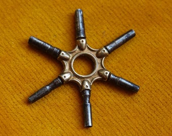 Chaine De Cou Vendue Seule LCB48 Johnny Hallyday Guitare Croix