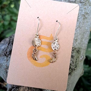 Golden angel wing earrings, lightweight dangle earrings, elegant jewellery, bronze handmade dangle earrings, classy shabby chic