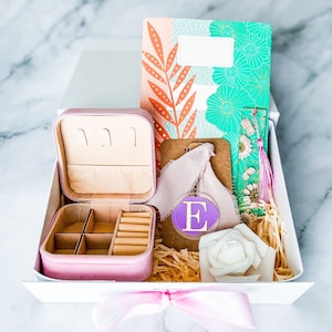 Cadeau pour Anniversaire à Personnaliser, Coffret pour Fête des Grands-Mères, Box Cadeau pour Maman, Cadeau pour Amie, Cadeau pour Nounou