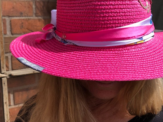 Ladies Panama/fedora Pink/fuchsia Straw Hat, With Satin Hat  display picture 3