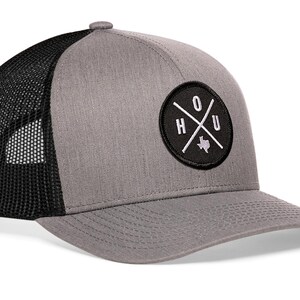 HAKA HOU City Trucker Hat, Houston HAT for Men & Women, Adjustable Baseball Hat, Mesh Snapback, Sturdy Outdoor Golf Hat (Grey/Black)