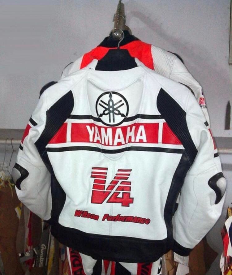 TEAM　YAMAHA　ジャンパー　レッド/ホワイト Race Car Jackets. Yamaha Motorcycle Jacket White and Red