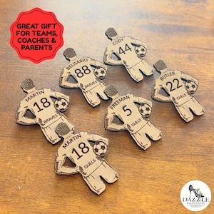 Fußball Geschenke, Fußball Pins, Individueller Fußball Pin, Individuelle Fußball Geschenke, Geschenke für die Fußballmannschaft, Individueller Fußball, Individuelles Sportgeschenk, Fußballtrainer