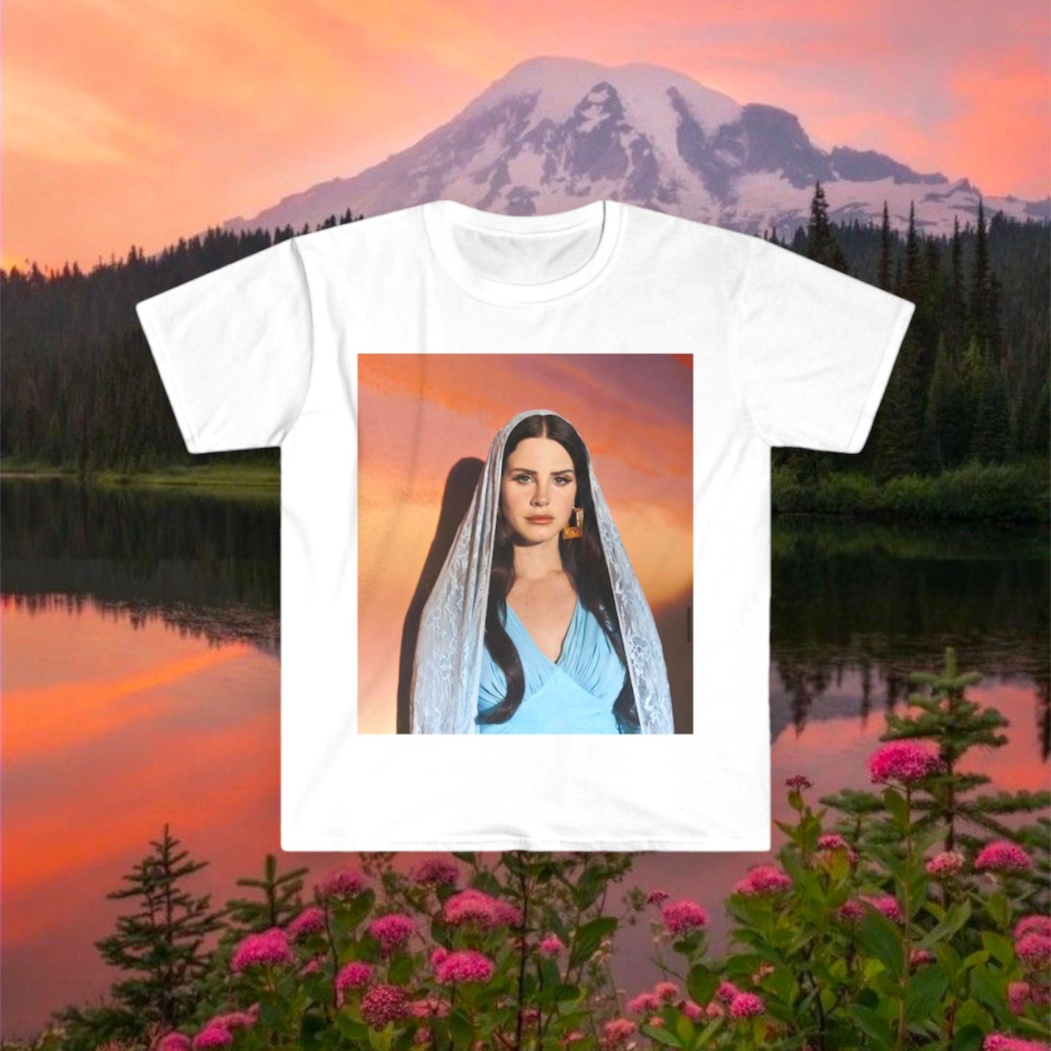 Discover Lana Del Rey T-Shirt, Lana Del Rey Fanart Shirt, Lana Del Rey 2023 T-Shirt