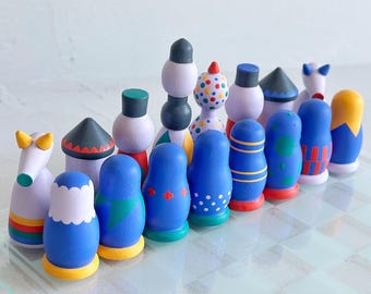 Modern Handpainted 32-Piece Chess Set