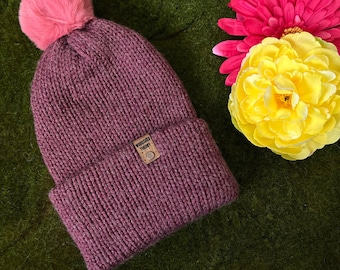 El gorro de lana con pompón de piel sintética extraíble "Rosie Seduction" / Gorro de doble capa