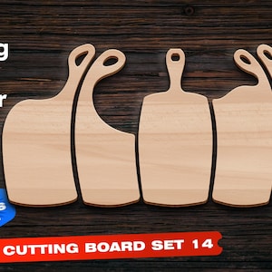 Puede incluir: Conjunto de cinco tablas de cortar de madera con diferentes formas. Las tablas están dispuestas en una fila sobre un fondo de madera. El texto "CUTTING BOARD SET 14" se muestra debajo de las tablas.