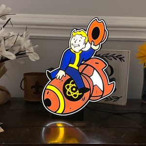 Vault Boy / Fallout / Nuke Boy /Light