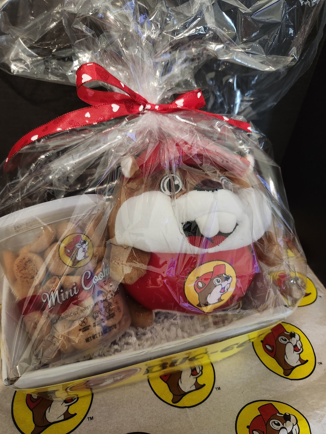 Buc-ee's Gift Set,1 Buc-ee's Stuffed Beaver, 1 Buc-ee's Cookie Bucket ...