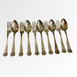 Juego de cubiertos antiguos victorianos de plata de 23 cm (9 pulgadas) – Modelo Kings, monograma FM, 10 piezas