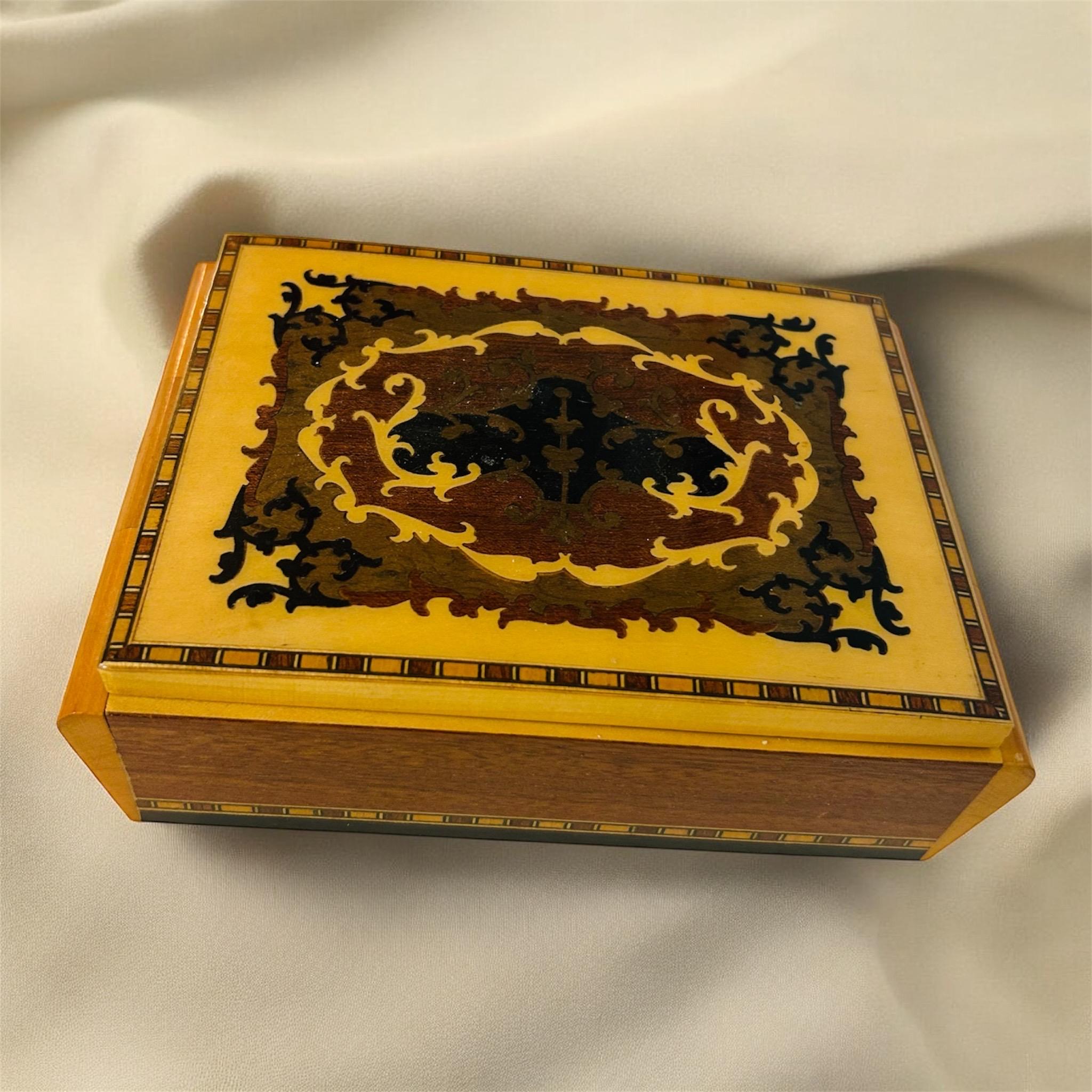 italian music box cigarette holder Carousel Dispenser Lipstick Reuge Music Cigarette Storage With Birds Cigar Room Decor Swiss Music Box Vintage Brevettato Italian Cherub Musical
