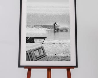 Minimalist Surf Print – Black and White Beach Wall Art