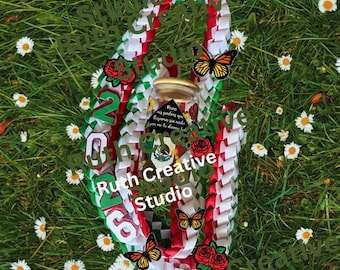 Set composto da ghirlanda di nastri messicani e tazza per la laurea 2026 / Ghirlanda di nastri rossi, bianchi e verdi fatta a mano per la laurea / Regalo per la classe del 2026 / Tazza personalizzata