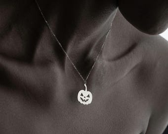 Pumpkin Necklace, Halloween Jewellery, Jack o Lantern Pendant