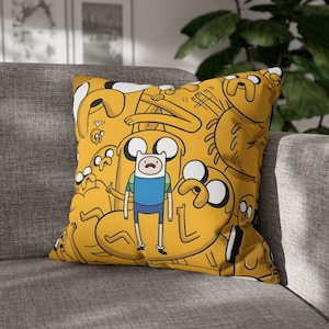 Poszewka na poduszkę z poliestru z motywem czas przygody z Finnem i Jake'iem - śliczna dekoracyjna poszewka na poduszkę - przytulny prezent dla pościeli Cartoon Network dla Ciebie