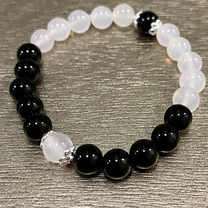 Yin Yang Black and White Agate Balancing Natural Crystal Bracelet