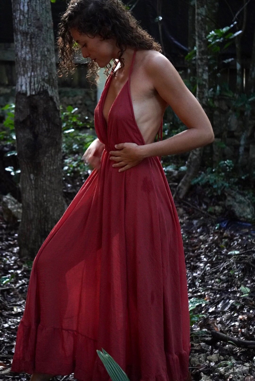 red backless dress