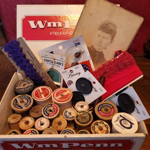 Lot Vintage Wooden thread sewing spools buttons ribbon cigar box & more Sewing Room Decor