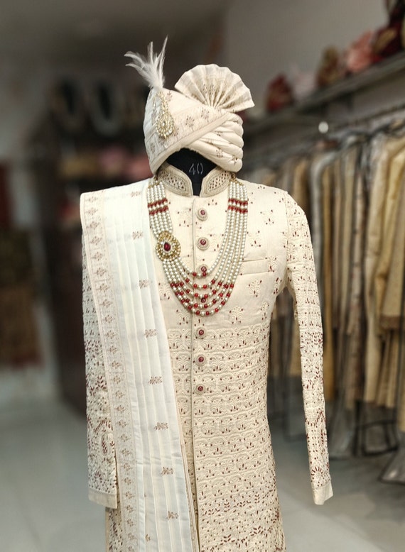 Excellent ivory Sherwani Groom Indian Groom Sherwani wedding Sherwani Groom Sherwani Groom wedding Outfit Sherwani Groom wedding dress