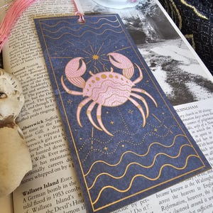 RAK - zodiak kraba zakładka magia kaprys niebiański gotycki gotyk Halloween upiorny prezent miłośnik książek poezja astrologia czarownica tarot gwiazda księżyc Słońce